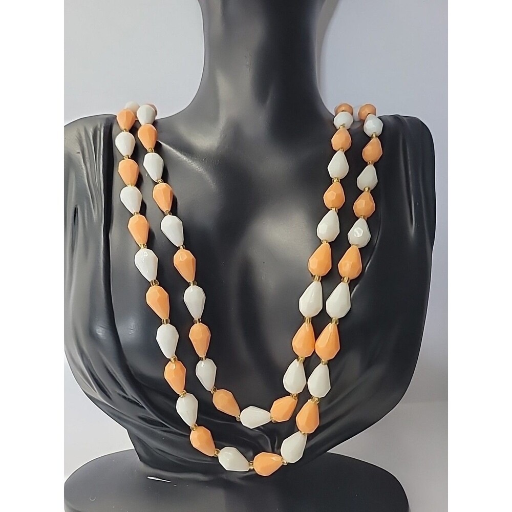 Vintage Opera Length Flapper Necklace Peach White Faceted Beads Gold Tone Chain